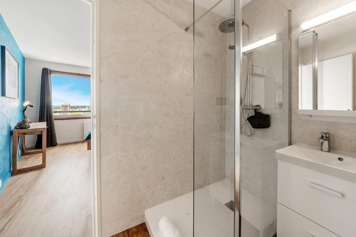 Bellevue, Appartement T2, Terrasse & Parking Ренн Екстер'єр фото