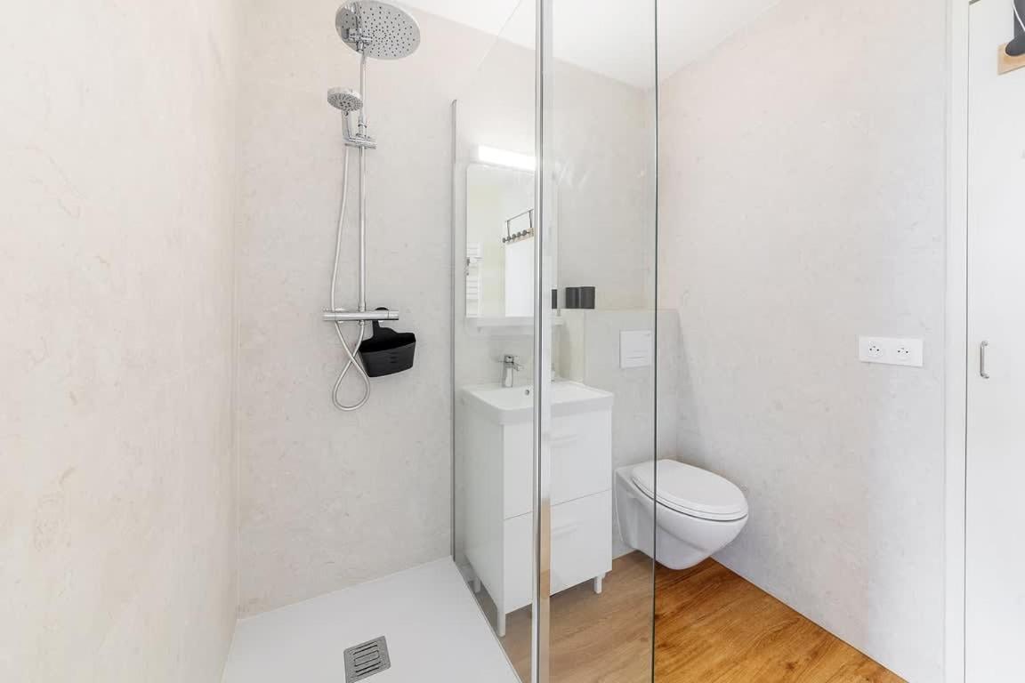 Bellevue, Appartement T2, Terrasse & Parking Ренн Екстер'єр фото
